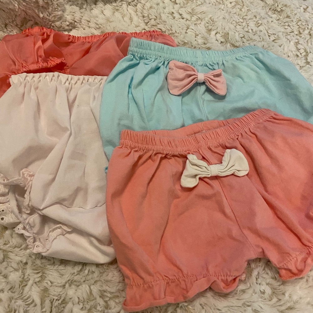 Diaper cover / bloomer Lot . (4 pack)